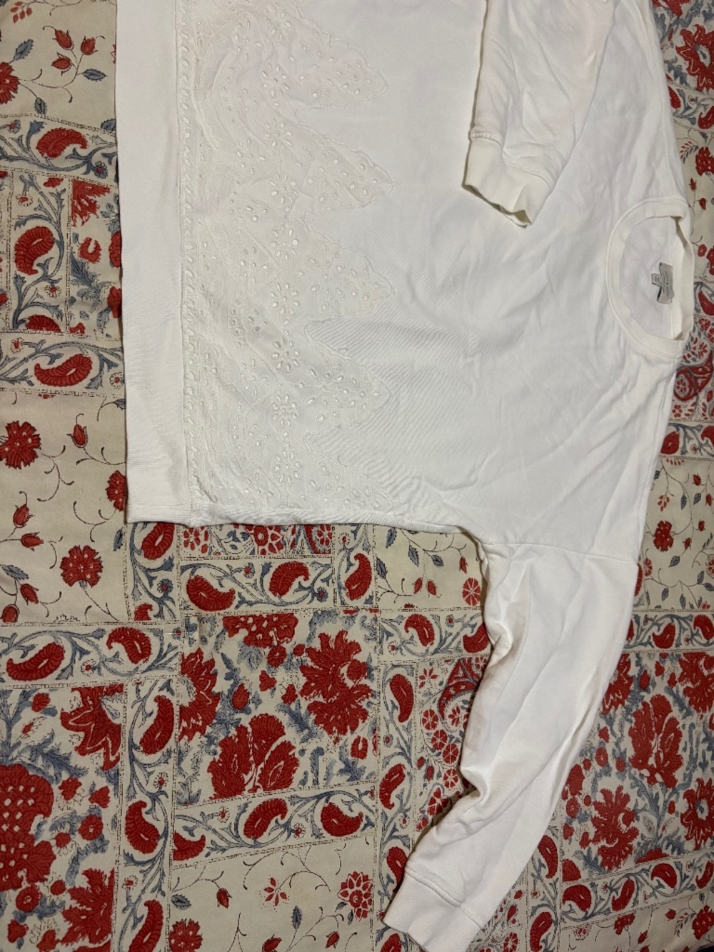 LUCKY BRAND LIGHT SWEATSHIRT EYELET NEW W/O TAGS